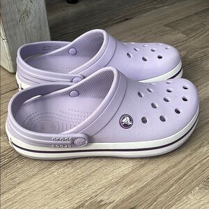 Crocs/7